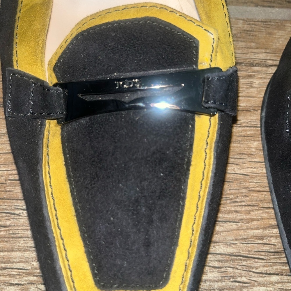 Tod’s Black and Yellow Women's Loafers - Picture 2 of 8